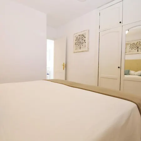 Overlooking Yumbo Centre With Heated Pool * Maspalomas (Gran Canaria)