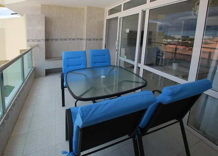 Overlooking Yumbo Centre With Heated Pool 马斯帕洛马斯